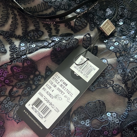 Tadashi Shoji Emma Off-the-Shoulder Sequin Embroidered Gown Navy Size 4 NEW $698 - Picture 10 of 11